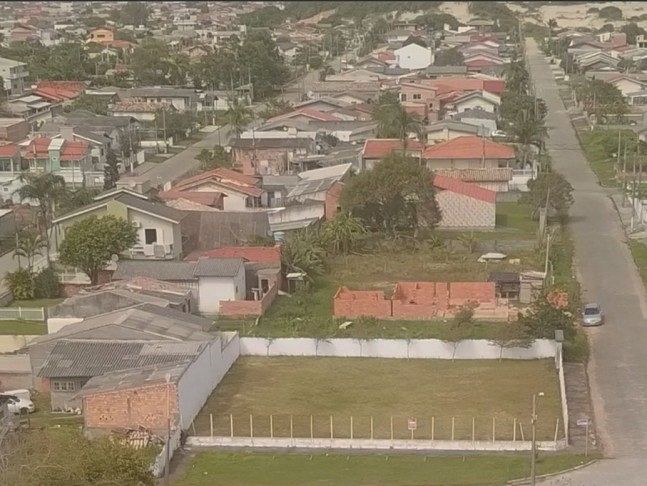 Terreno em frente a Lagoa do Jacaré